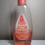 Produtos para cabelos cacheados: Shampoo Johnsons Baby